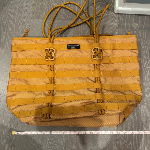 Nike RPM Tote Bag - Picture 6 of 8